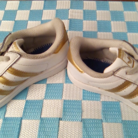 Mini Me Shell Top Adidas Super Stars - Picture 6 of 12